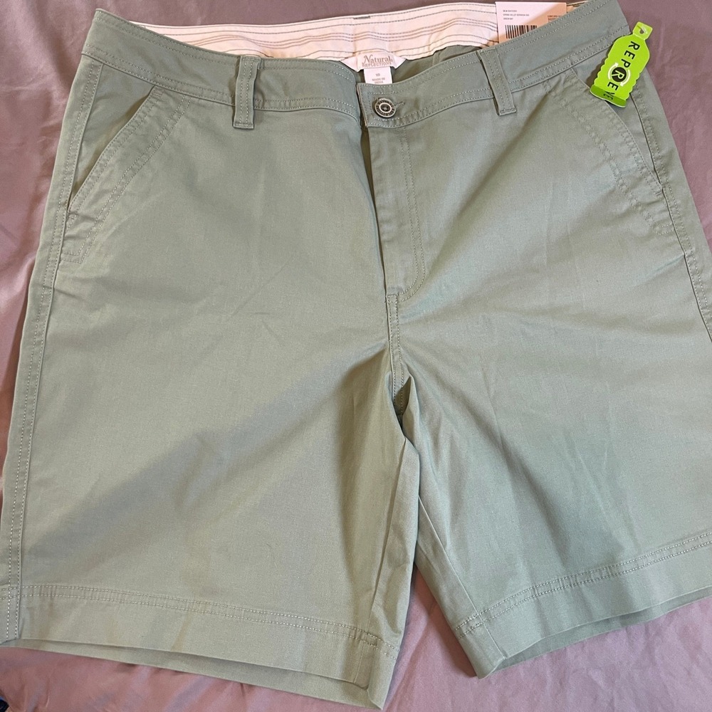 Bass Pro Natural Reflections Women's Spring Valley Bermuda Shorts Size 18 Green